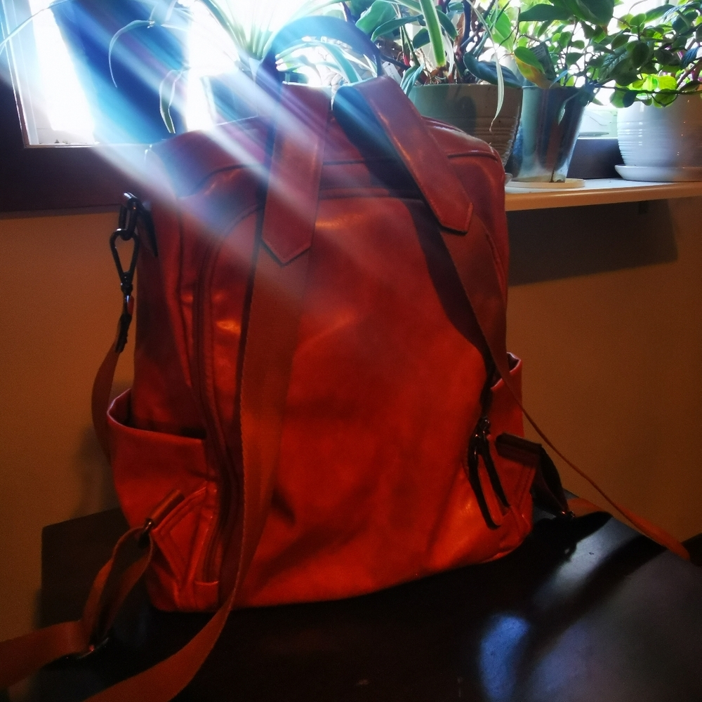 Anti-tampering Design Backpack - Picture 4 of 6